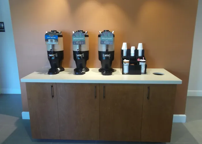 Cheap hotel: Good Nite Inn Fremont